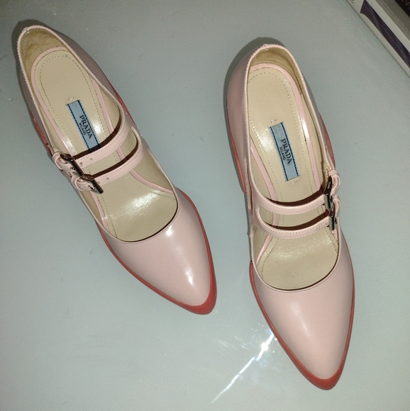 SOLD PRADA RUNWAY 2015 Pink Mary Jane Heels 🩷 PRICE IS FIRM🩷 - Picture 3 of 16